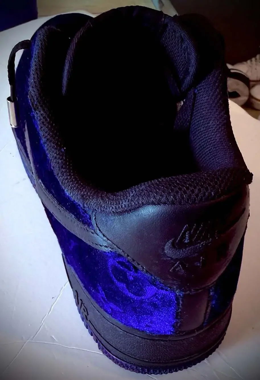 Custom NIKE LV AF1 · :Black leather with blue. Velvet overlay - Picture 4 of 5
